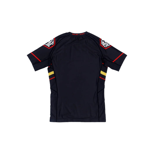 'MOTO' OWEN JONES ラッシュガード - 半袖 (BLACK)